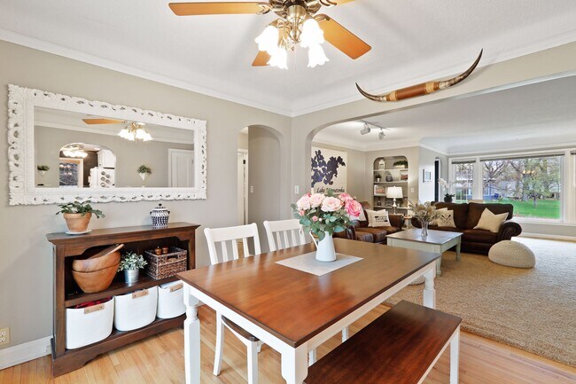 Foto del edificio - 2926 Bay St