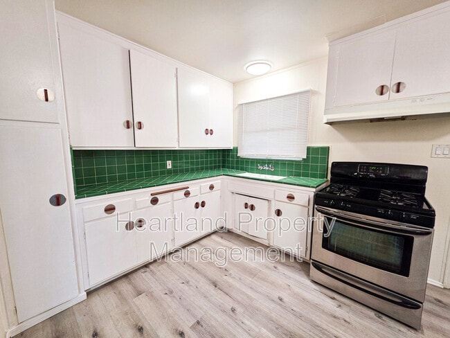 Building Photo - 2656 Grange St