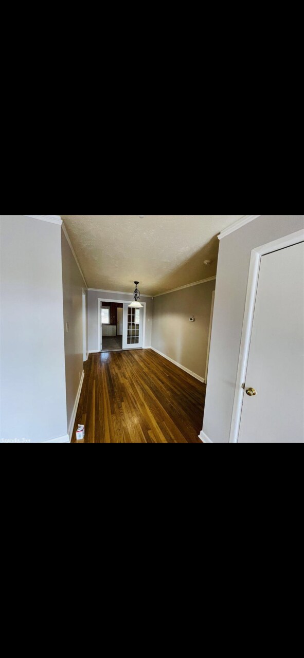 Building Photo - 4 Belmont Dr