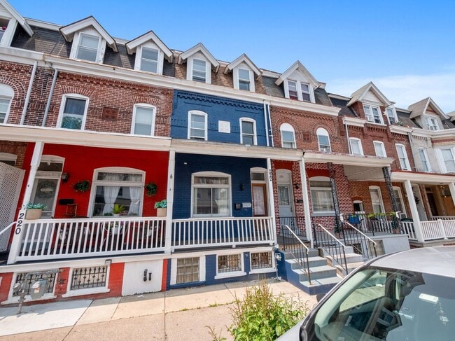 Building Photo - 222 N 13th St