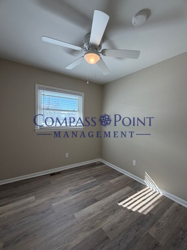 Foto del edificio - Newly Renovated Just For You! First Month's Rent Free!!