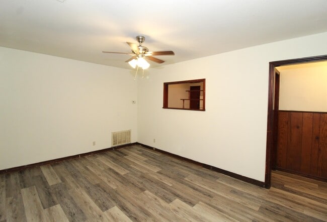 Foto del edificio - 507 Geneva St