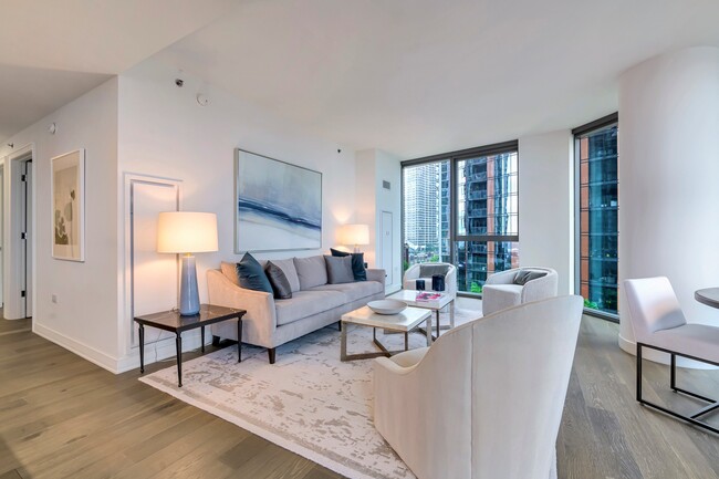 Foto del edificio - 211 N Harbor Dr