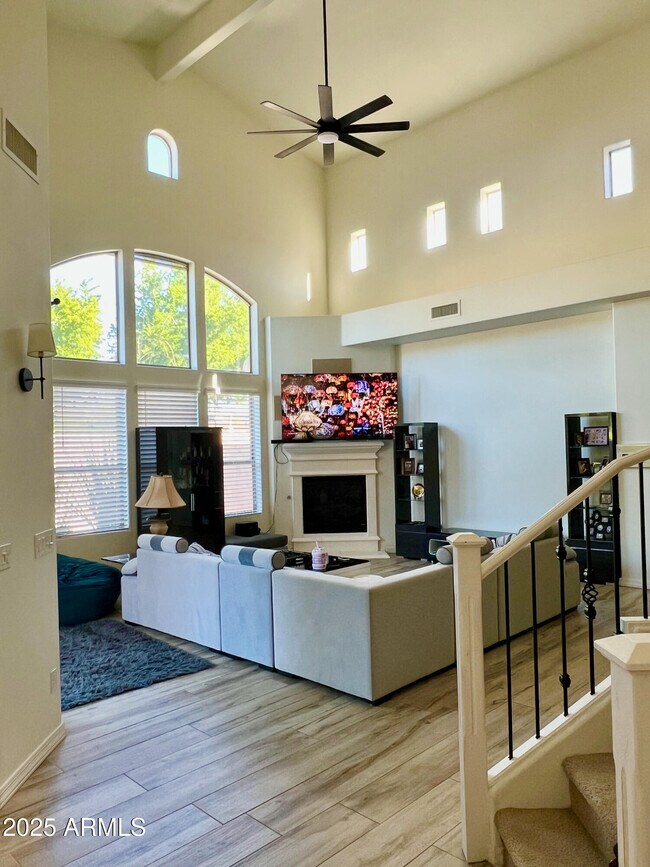 Foto del edificio - 8131 N 13th Wy