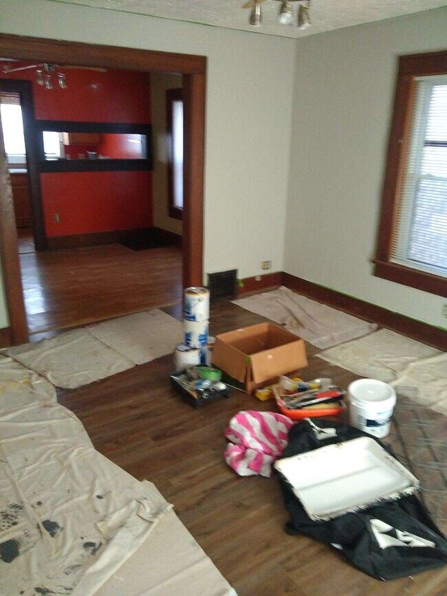 Building Photo - 4 Bedroom, 1 bath house Kent OH
