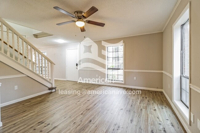 Foto del edificio - 1514 Drennon St