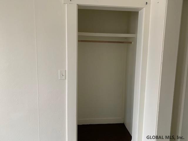 Building Photo - 858 3rd St