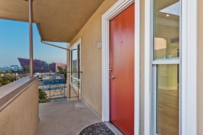 Foto del edificio - 970 Palm Ave