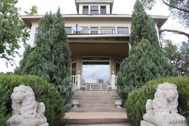 Foto del edificio - 511 W 13th St