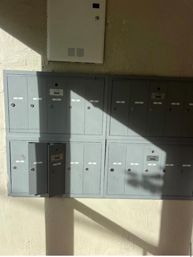 Foto del edificio - 1555 Pennsylvania Ave