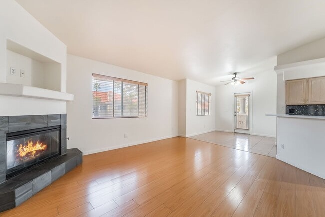 Building Photo - Charming Home in Henderson!