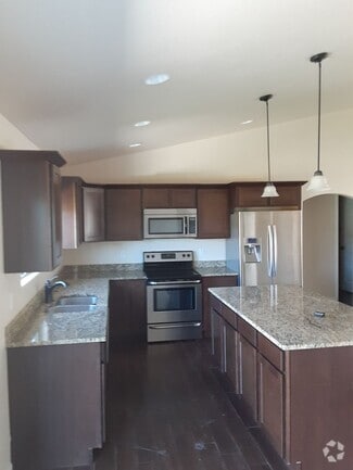 Building Photo - 14141 Telluride St