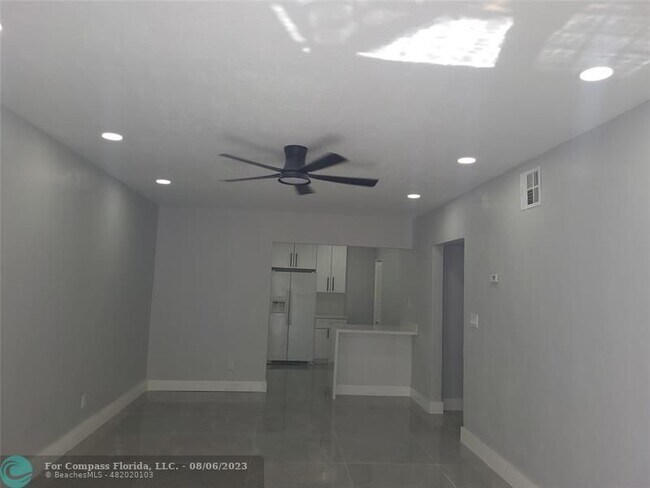 Foto del edificio - 1109 NE 1st St