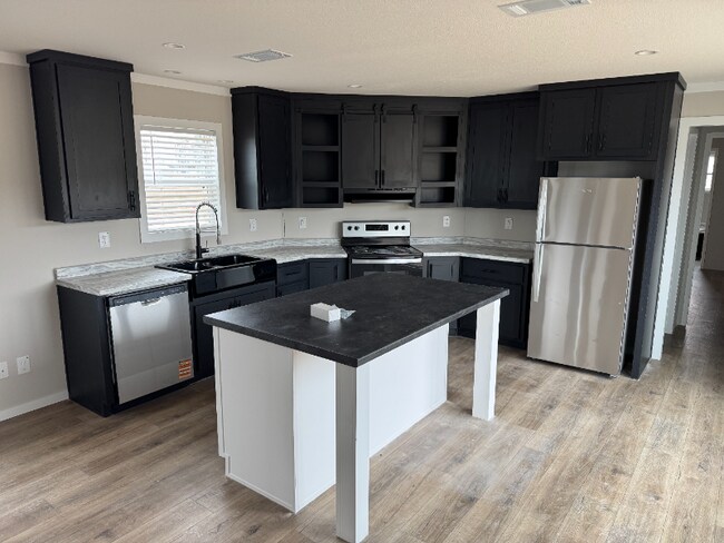 Foto del edificio - 350 Patriot Ln