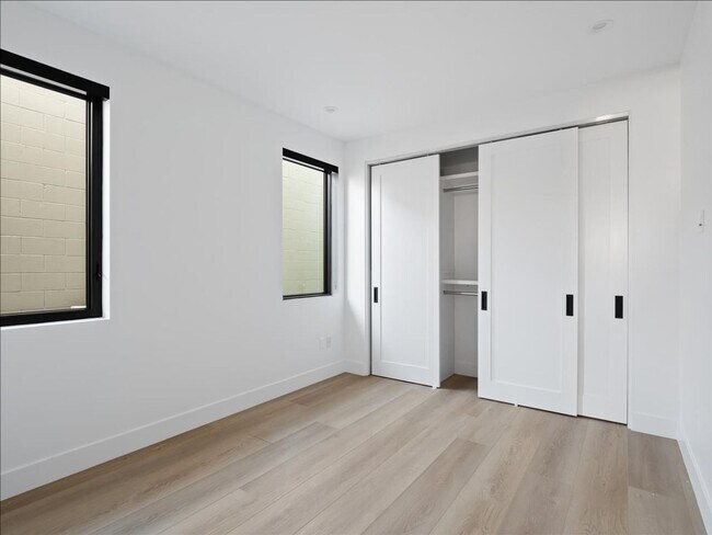 Foto del edificio - J Street Lofts
