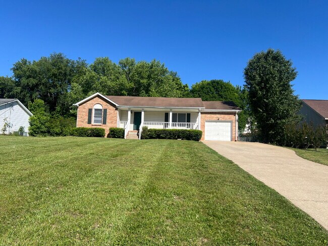 Building Photo - 3413 Clearwater Dr