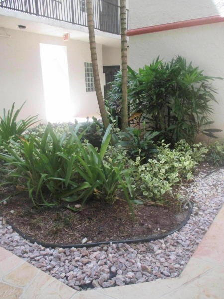 Foto del edificio - 5133 Brisata Cir