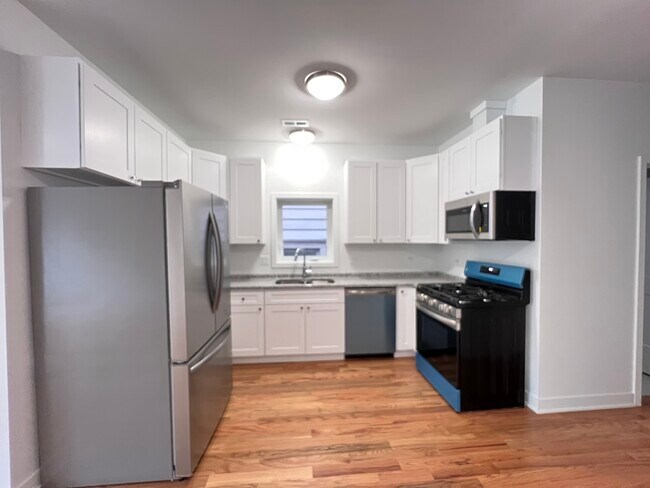 Foto del edificio - 226 W 24th St