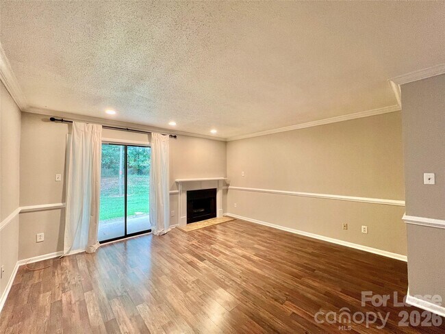 Foto del edificio - 2901 Heathstead Place