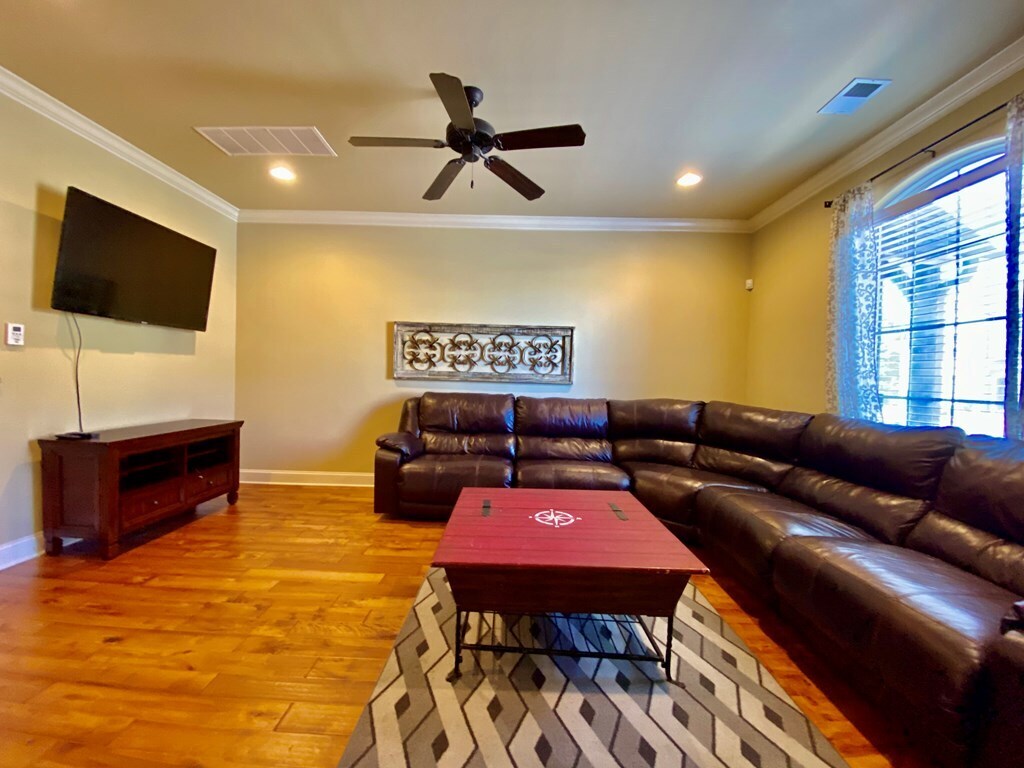 Foto principal - 2495 Old Taylor Rd