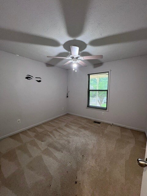 Foto del edificio - 4471 Ambras Way NW