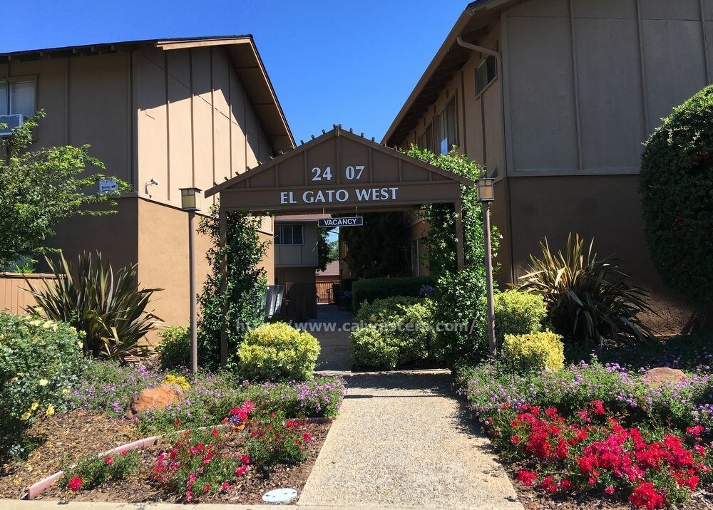 Primary Photo - 2407 Los Gatos Almaden Rd