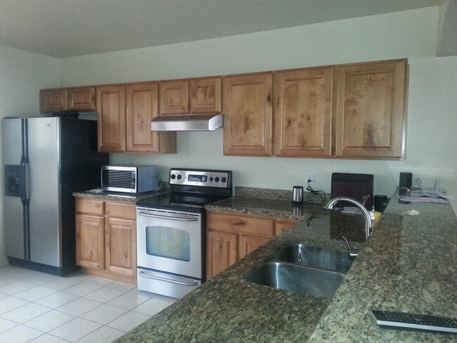 Building Photo - 3712 Markinch Way