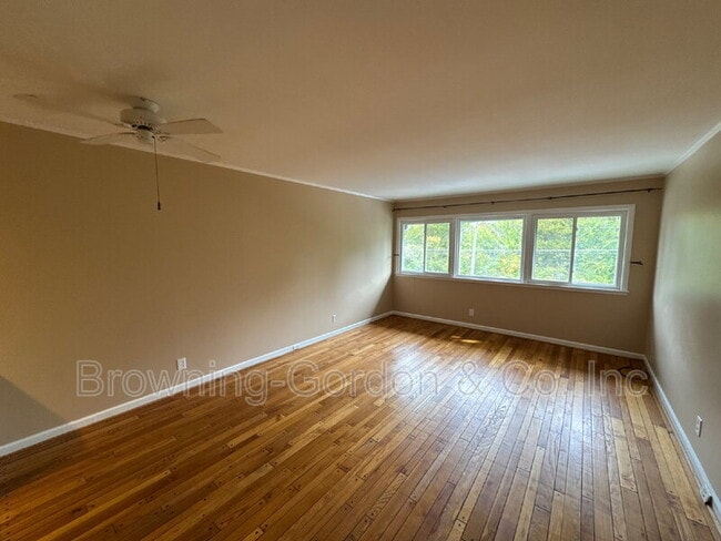 Building Photo - 1900 Richard Jones Rd