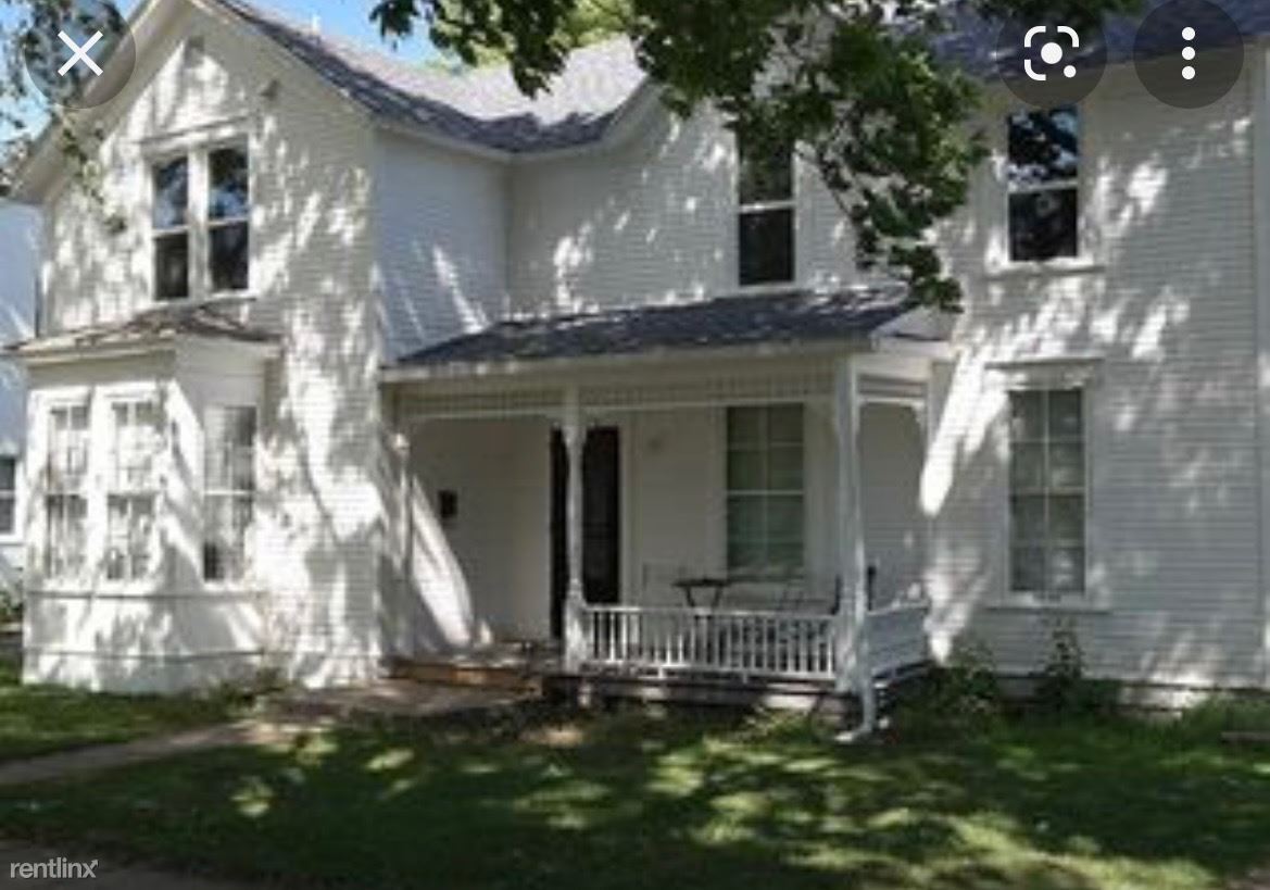 Foto principal - 2 br, 1 bath Duplex - 2413 4th Street 2