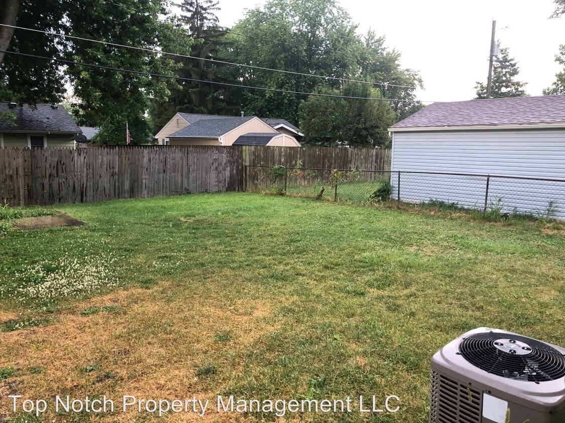 Primary Photo - 3 br, 1 bath House - 2611 W 70th St