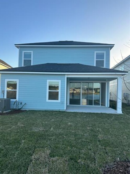 Building Photo - 597 Silver Landing Dr