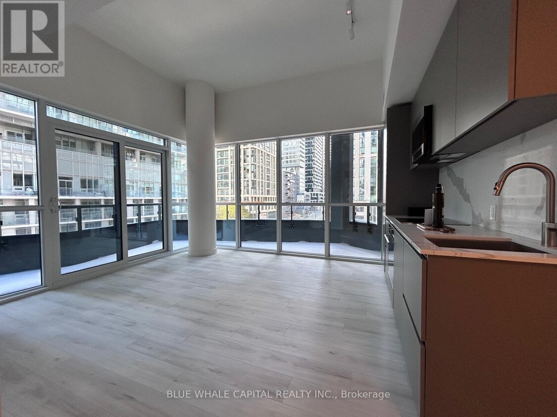 Photo principale - 110 Broadway Ave