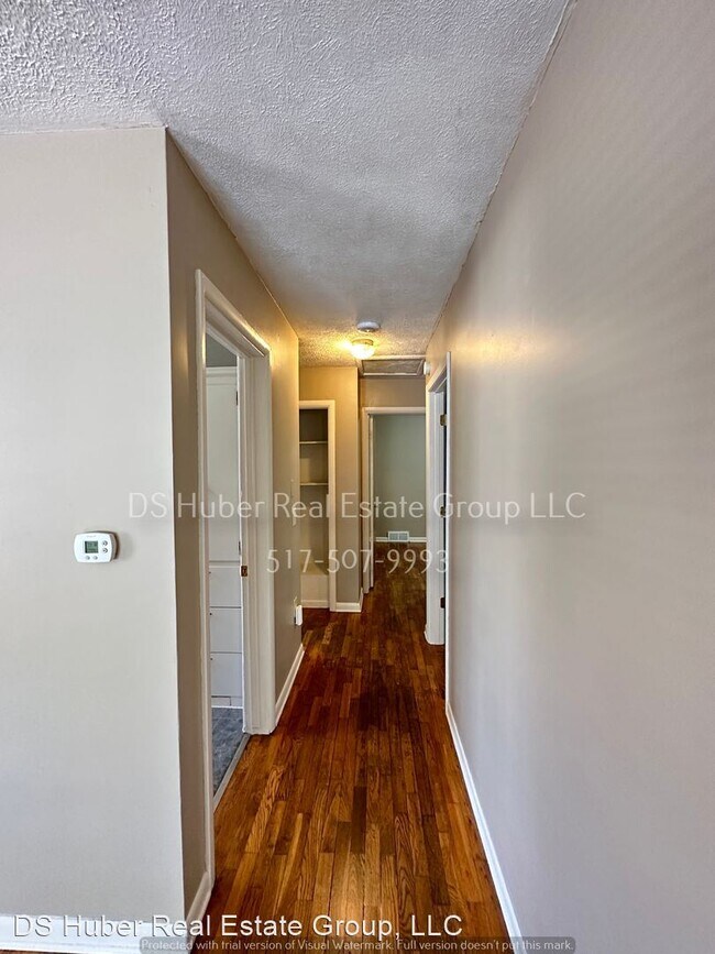 Foto del edificio - 3 br, 1.5 bath House - 1406 Knollwood