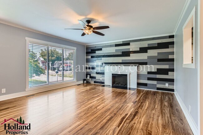 Foto del edificio - Welcoming home offering ideal space and lo...