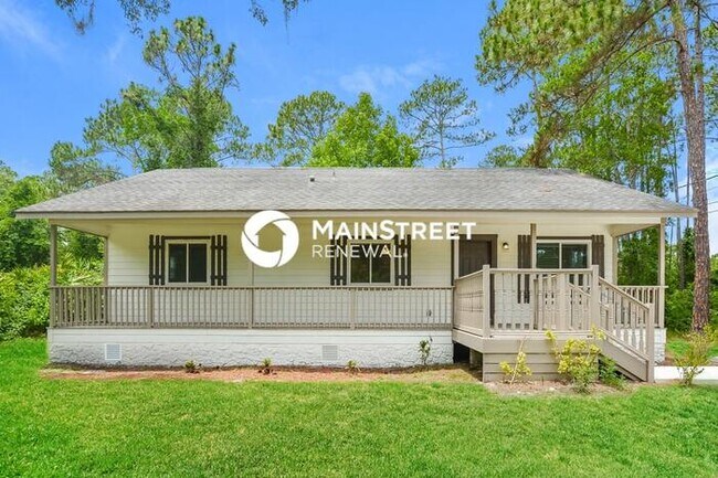 Foto del edificio - 3 Bedroom Pet-Friendly Home in DELAND, FL with Main Street Renewal