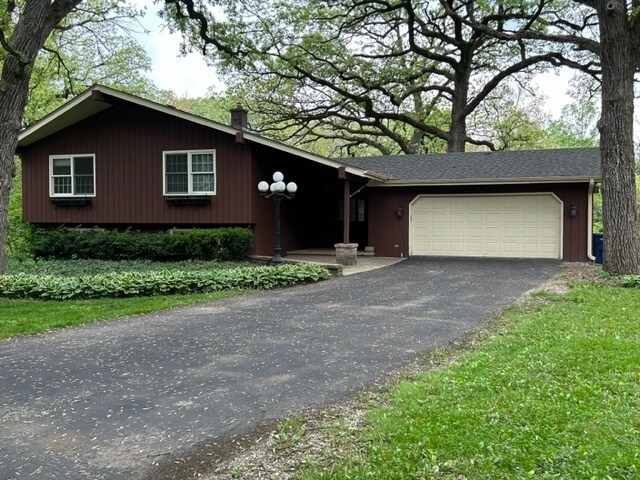 Primary Photo - 1752 Indian Trail Dr
