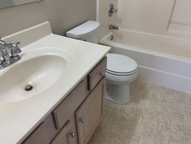 Foto del edificio - 3 Bedroom Townhouse in Wyndhurst