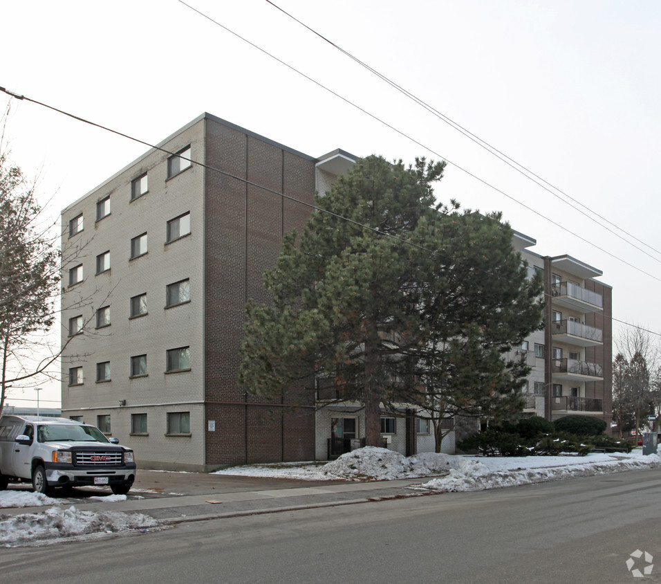 Building Photo - Wynbrook Apartments