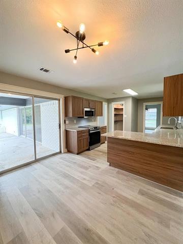 Foto del edificio - 1400 Crescent Dr