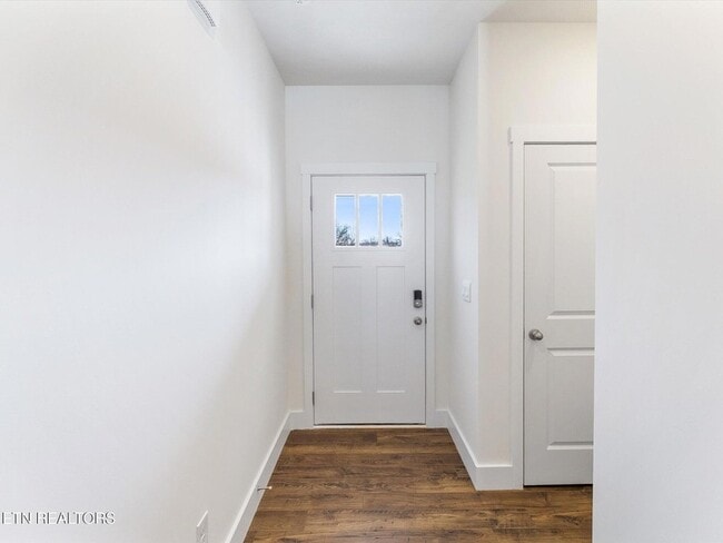 Foto del edificio - 3503 Bisham Wood Ln