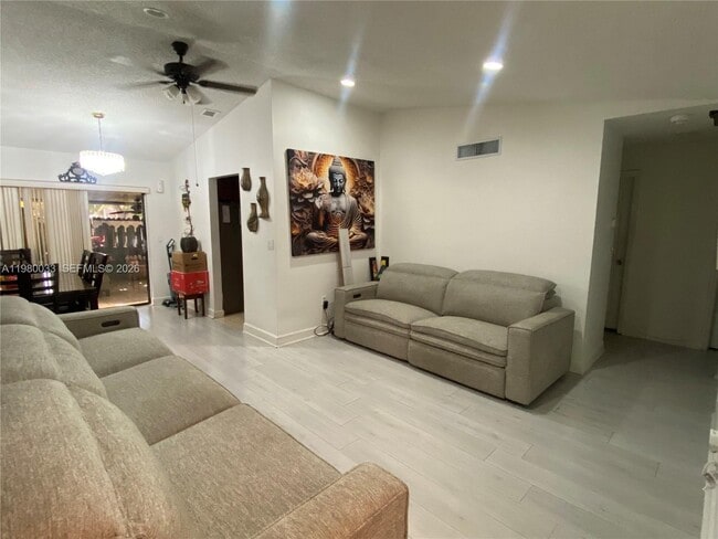Building Photo - 13815 SW 54th St