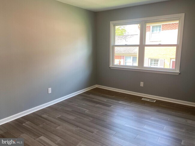 Building Photo - 9684 Hagel Cir