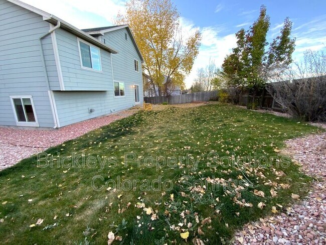 Building Photo - 6112 Chivalry Dr