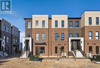 Building Photo - 70 Kenesky Dr