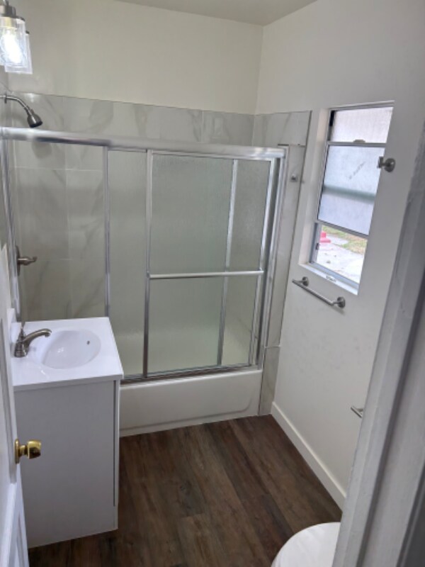 Foto del edificio - 1029 W 84th St