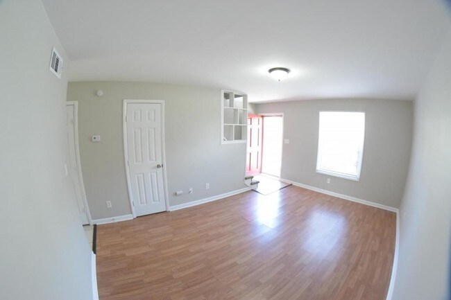 Foto del edificio - 2432 Pruitt St. #1