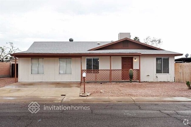 Building Photo - 6925 W Montebello Ave