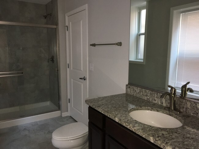 Foto del edificio - 2457 N Orchard St