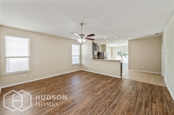 Foto del edificio - NOW AVAILABLE! - 800 Whitemarsh Dr, Aubrey...