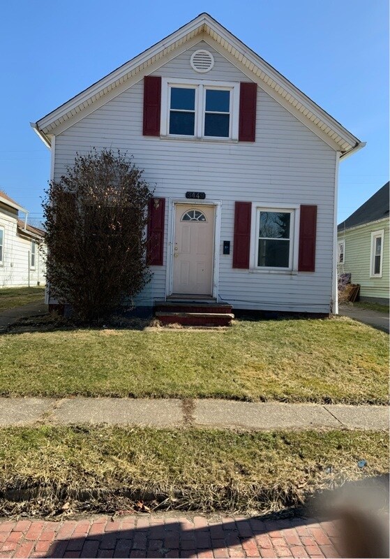 Foto del edificio - 3449 E 71st St